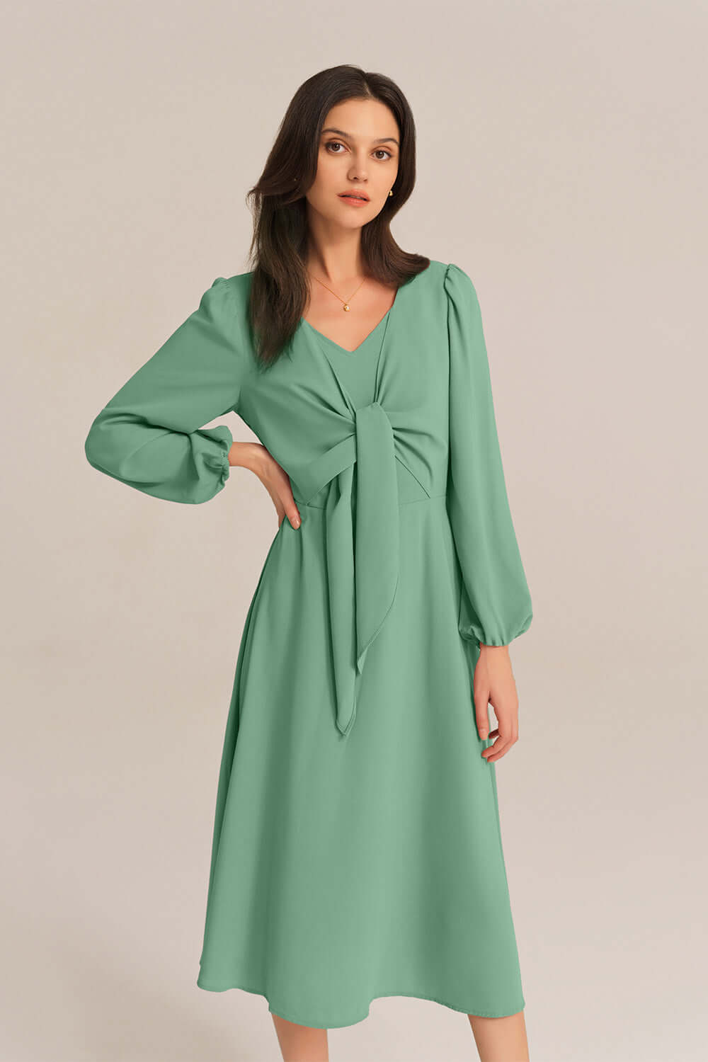 Vestido midi con cintura elástica y mangas largas con lazo - Verde