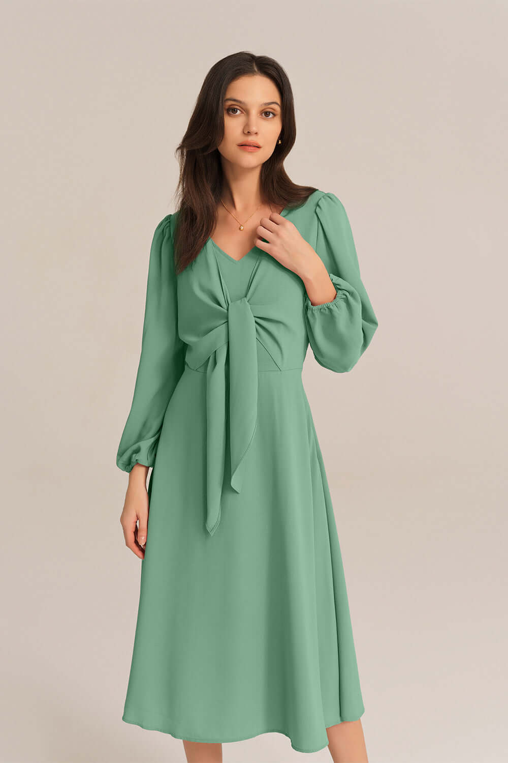 Vestido midi con cintura elástica y mangas largas con lazo - Verde